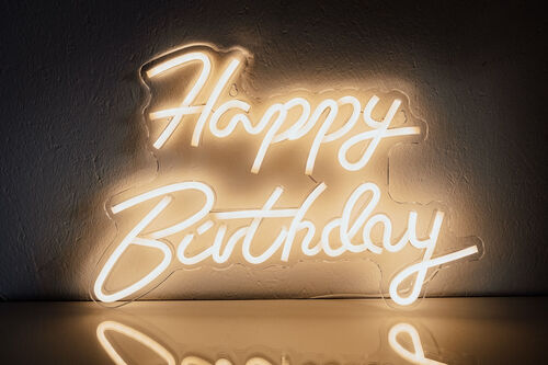 Leuchtschild "Happy Birthday"